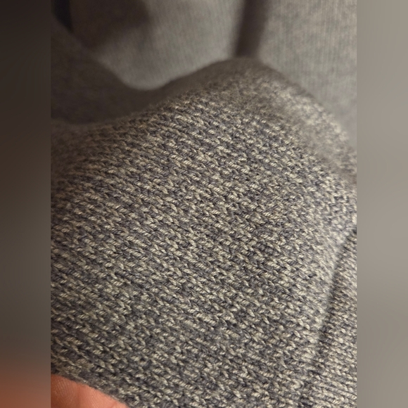 Oscar de la Renta Charcoal Crewneck Sweater - Picture 7 of 8